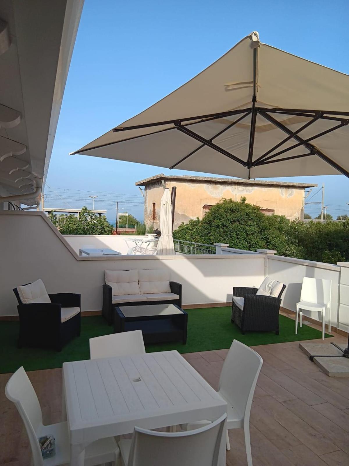 La Perla Amantea - Rooms & Apartaments ภายนอก รูปภาพ
