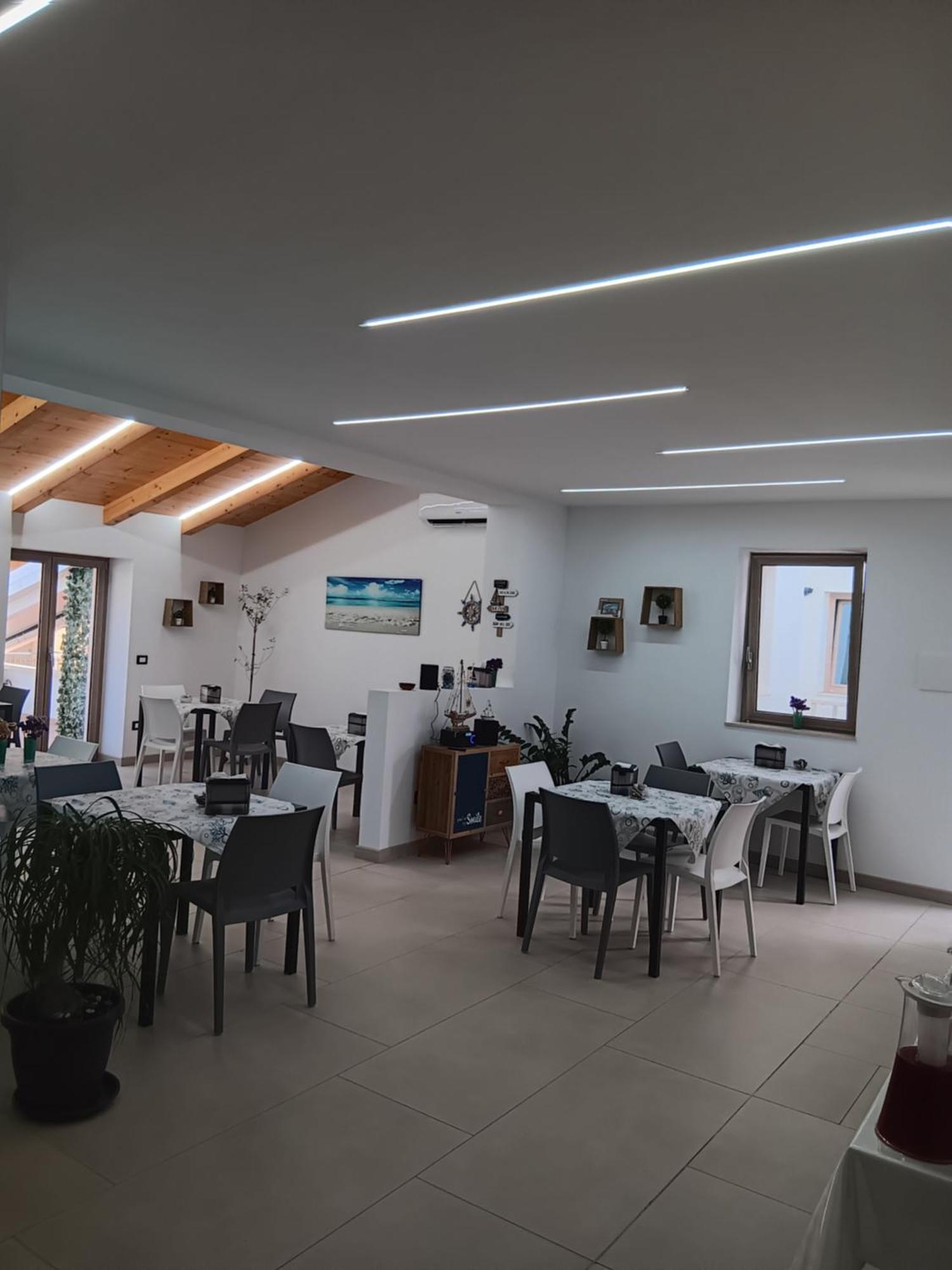 La Perla Amantea - Rooms & Apartaments ภายนอก รูปภาพ